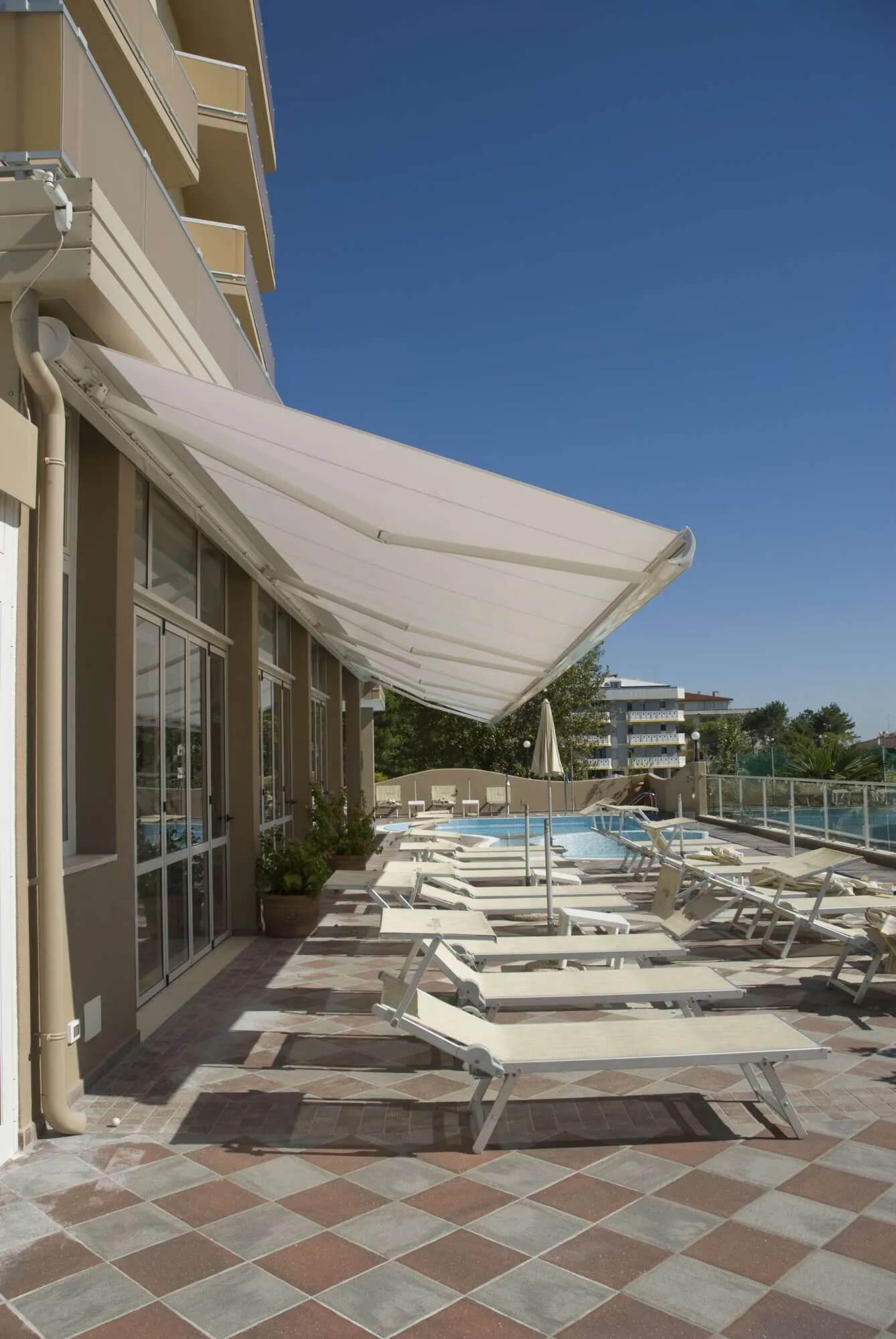 Tende da sole a Roma