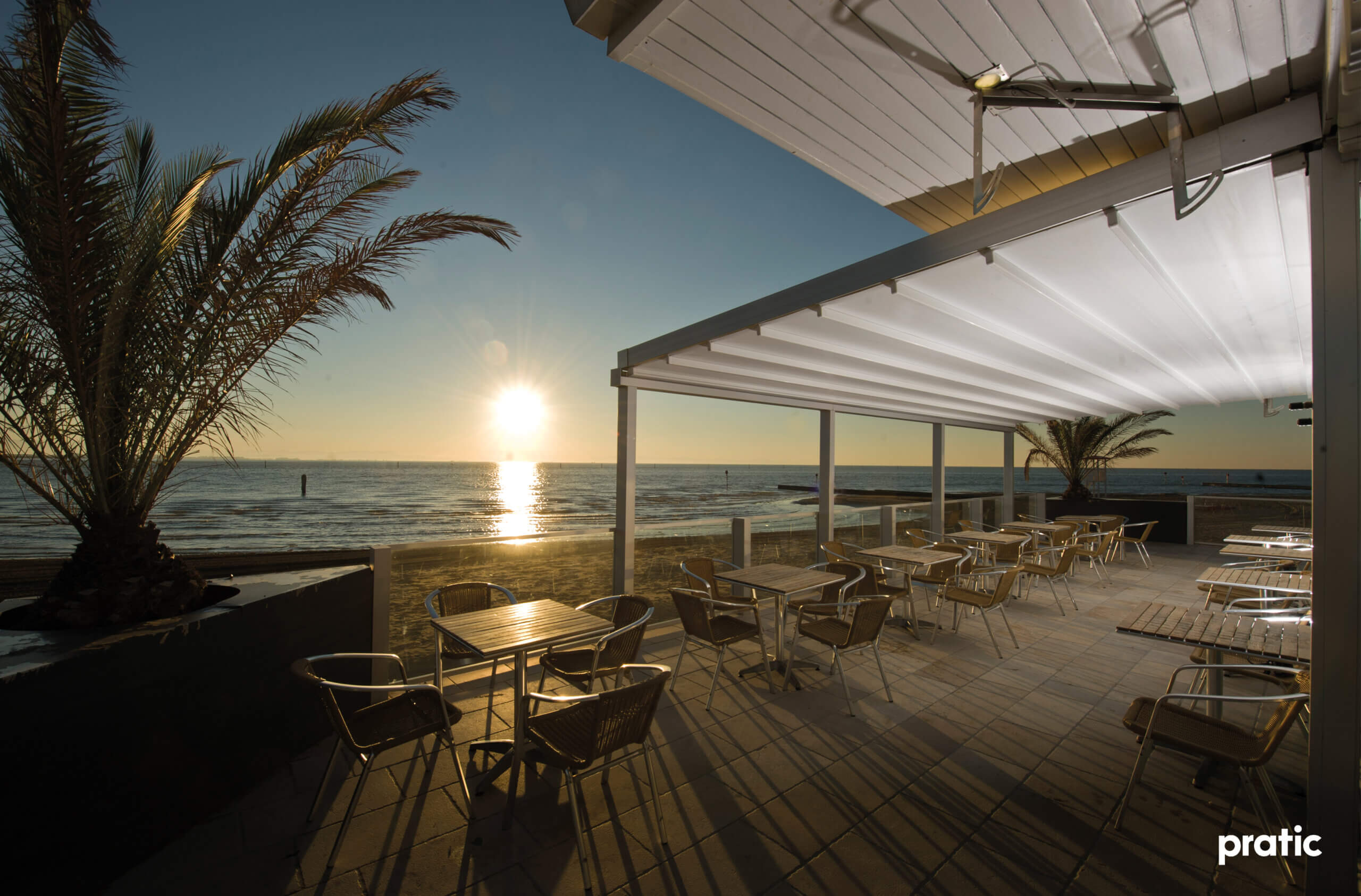 Pergole in alluminio con telo